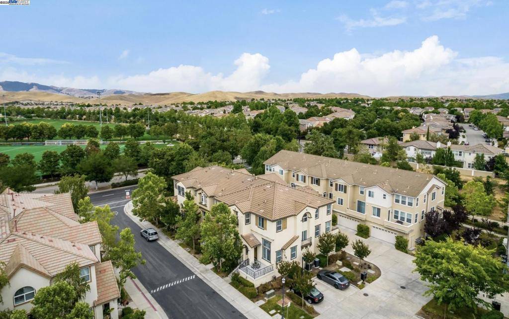 San Ramon, CA 94582,6217 Byron Ln