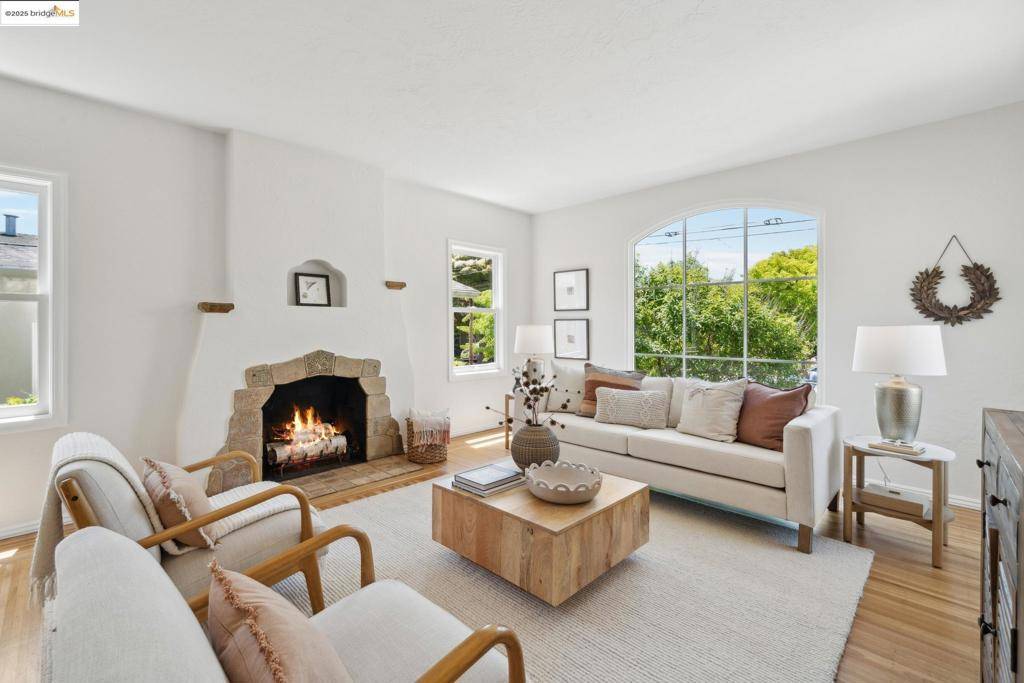 Albany, CA 94706,1013 Talbot Avenue