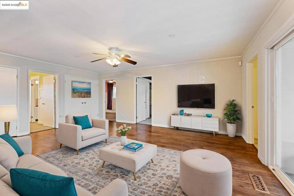 Carmichael, CA 95608,5235 Adelaide WAY