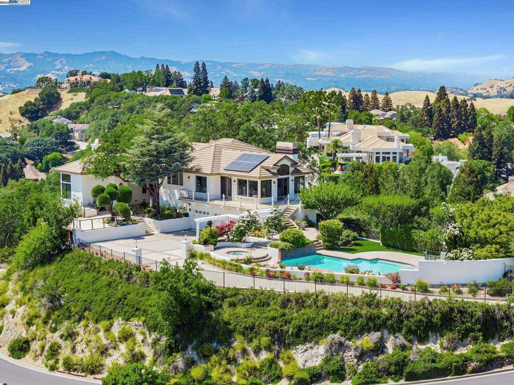 Alamo, CA 94507,530 Oakshire Pl