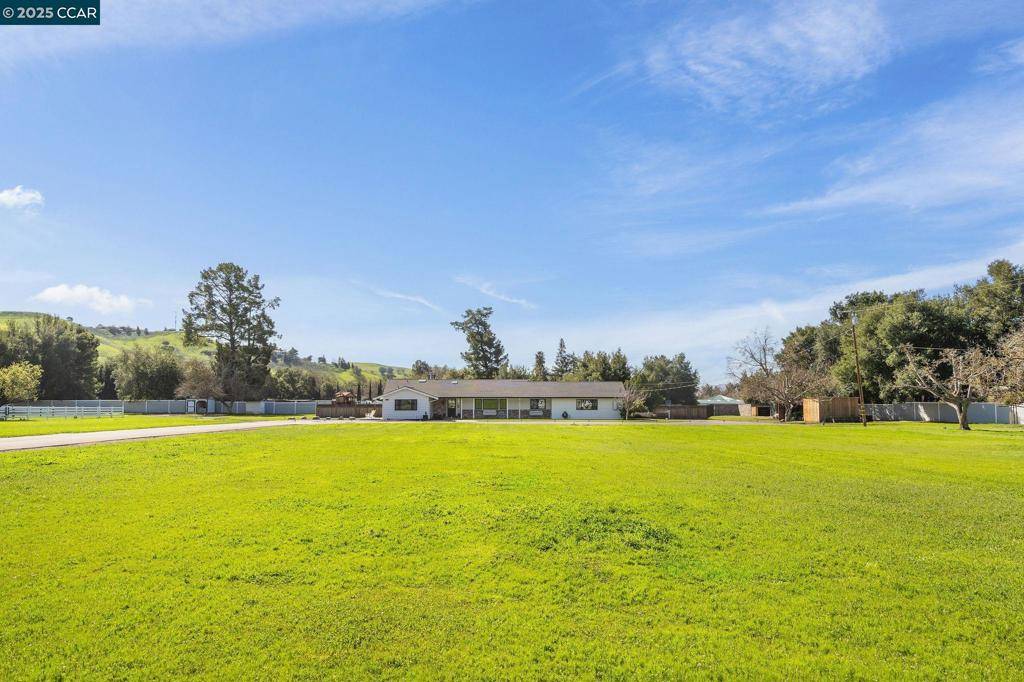 Danville, CA 94588,5400 Johnston Rd