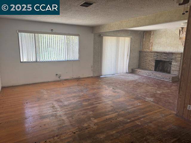 San Pablo, CA 94806,2832 Flannery Rd