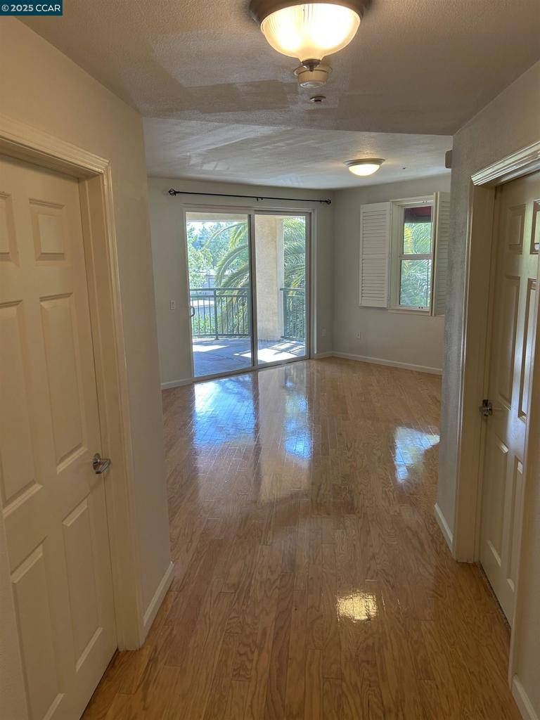 San Jose, CA 95126,1310 Saddle Rack St #352