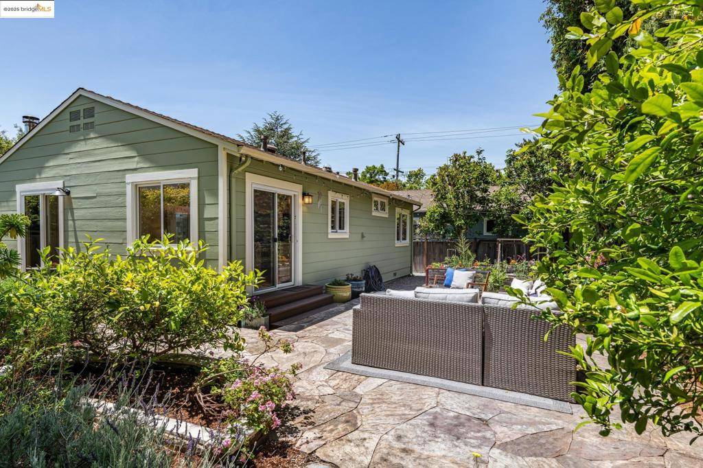 Berkeley, CA 94710,2335 10Th St