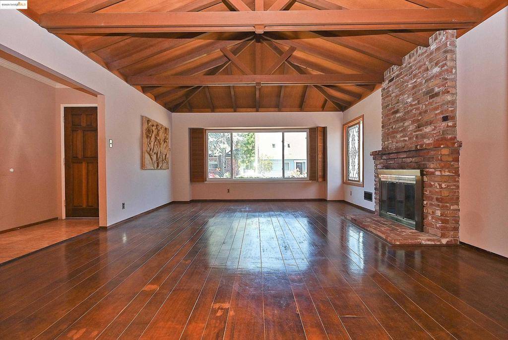 Oakland, CA 94605,44 Oak Hill Cir