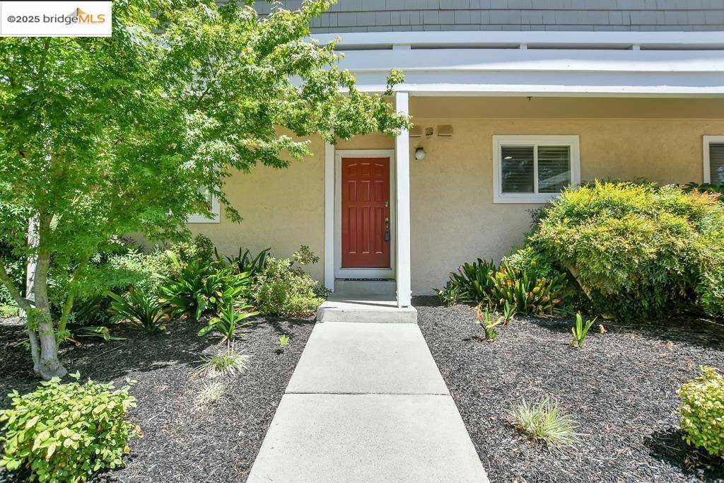 Walnut Creek, CA 94597,2587 Oak Rd #A