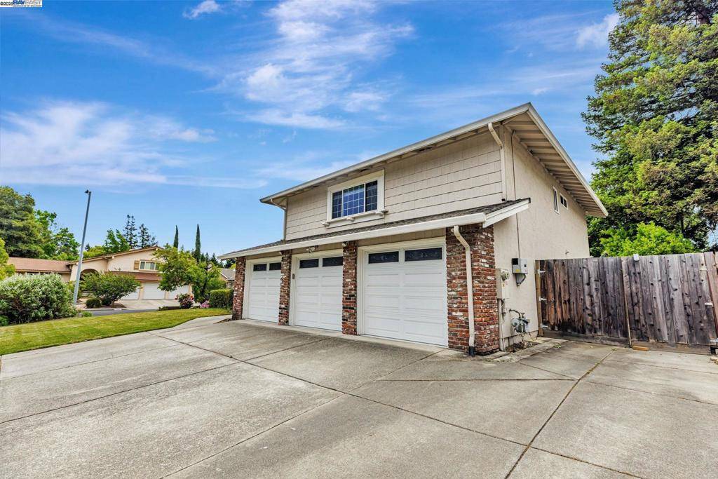 San Ramon, CA 94583,502 Cartagena Ln