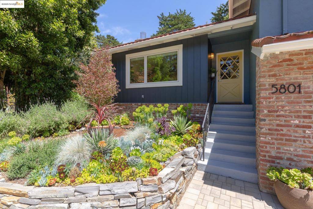 Oakland, CA 94611,5801 Balboa Dr