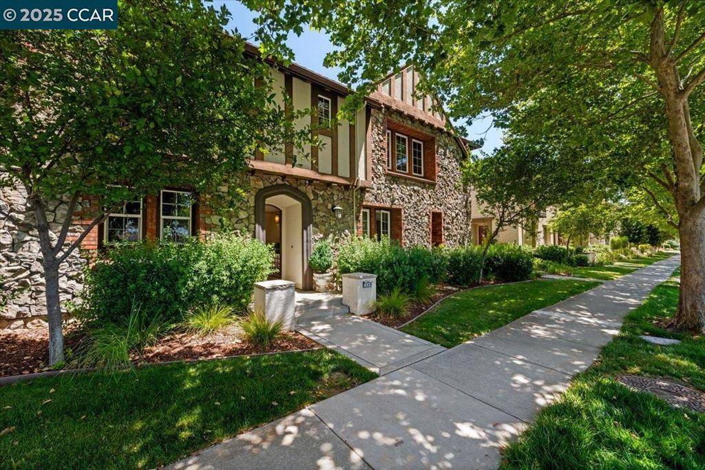 San Ramon, CA 94582-5667,7840 Stoneleaf Drive