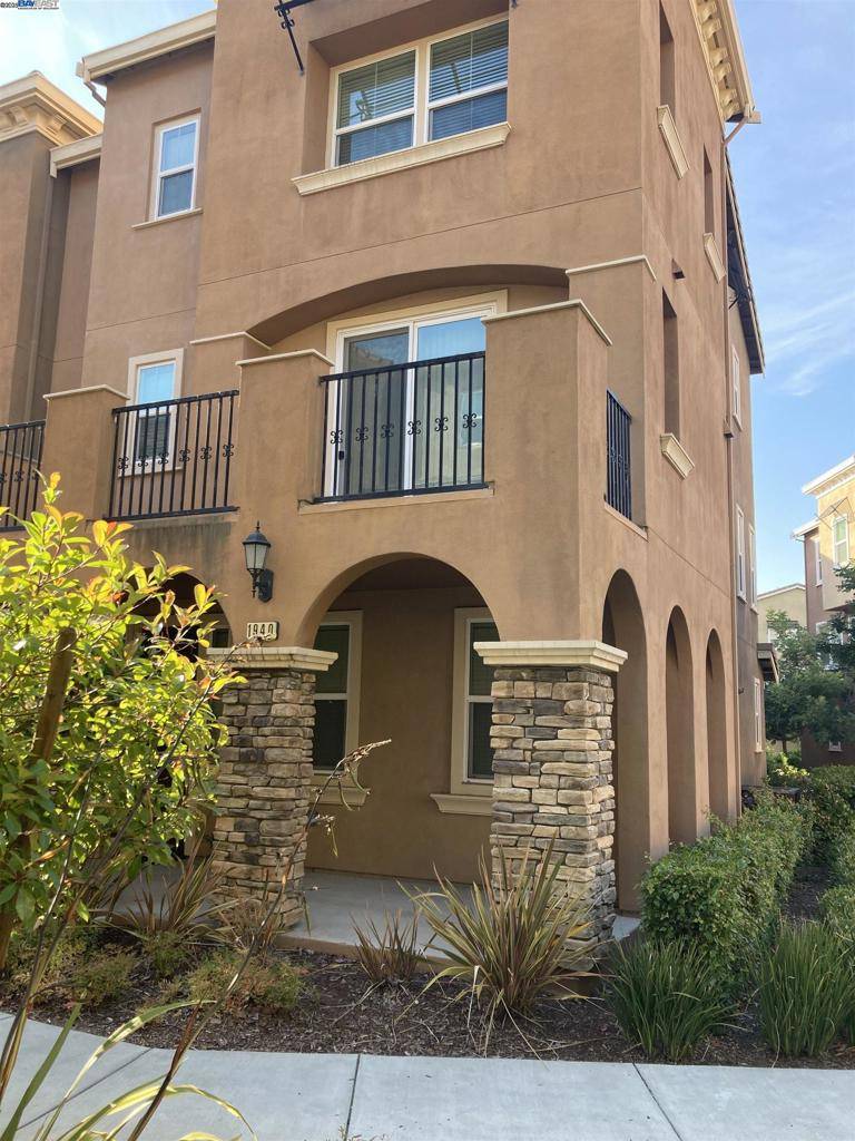 Milpitas, CA 95035,1940 Lee Way