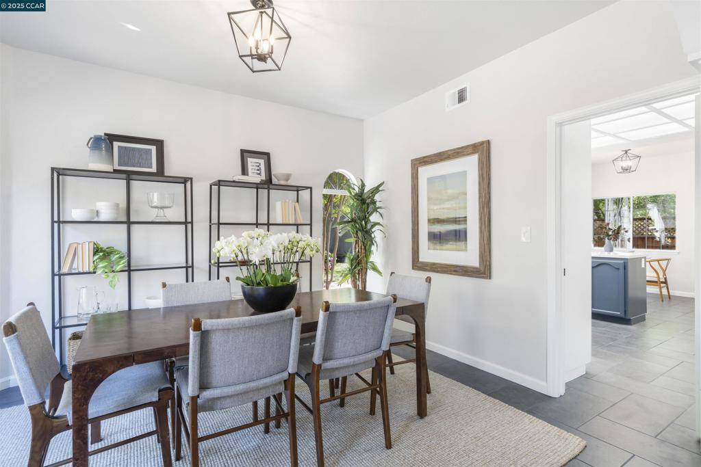 5 Stuart Place Danville, CA 94526