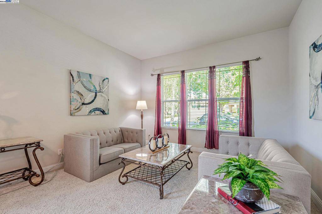 Manteca, CA 95336,2453 Gardenstone Pl