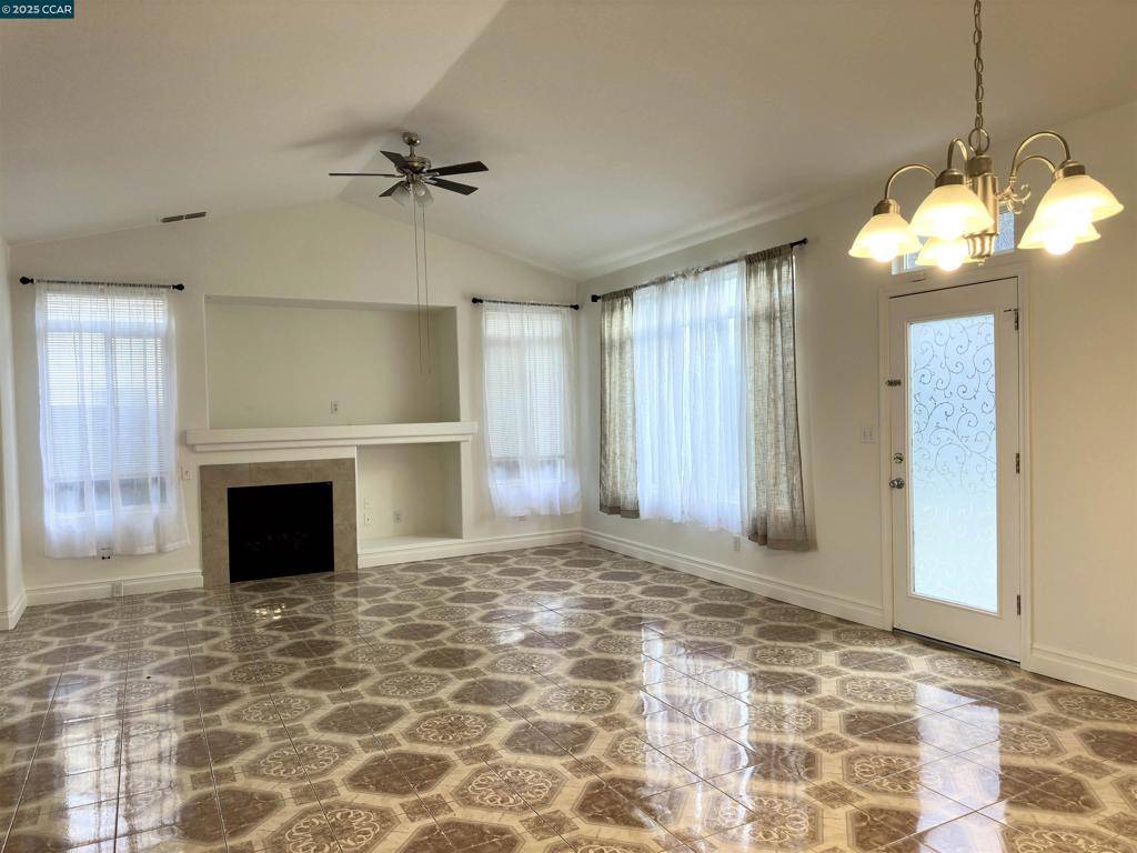 Pittsburg, CA 94565,111 Steinbeck Ct