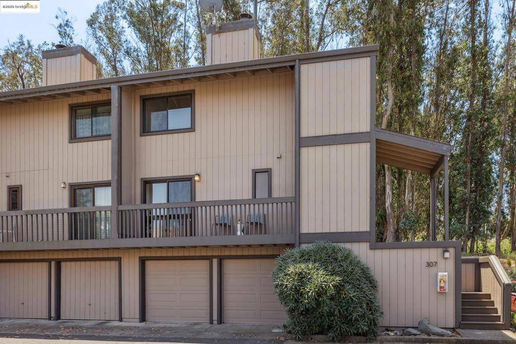 El Cerrito, CA 94530,307 Vista Heights Rd