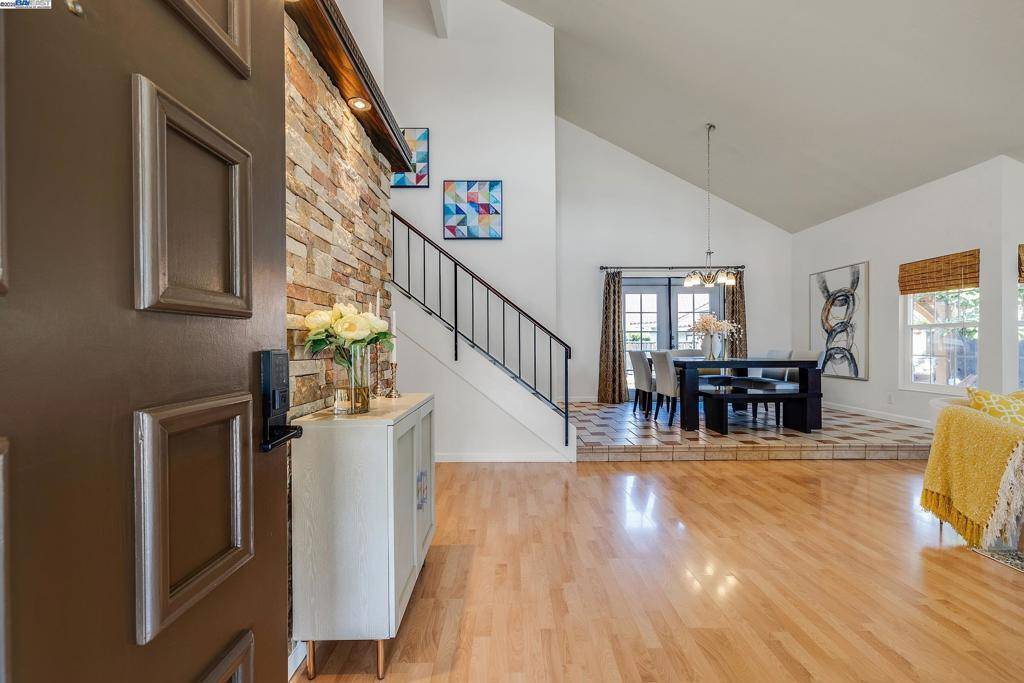 Fremont, CA 94539,45421 Parkmeadow Dr