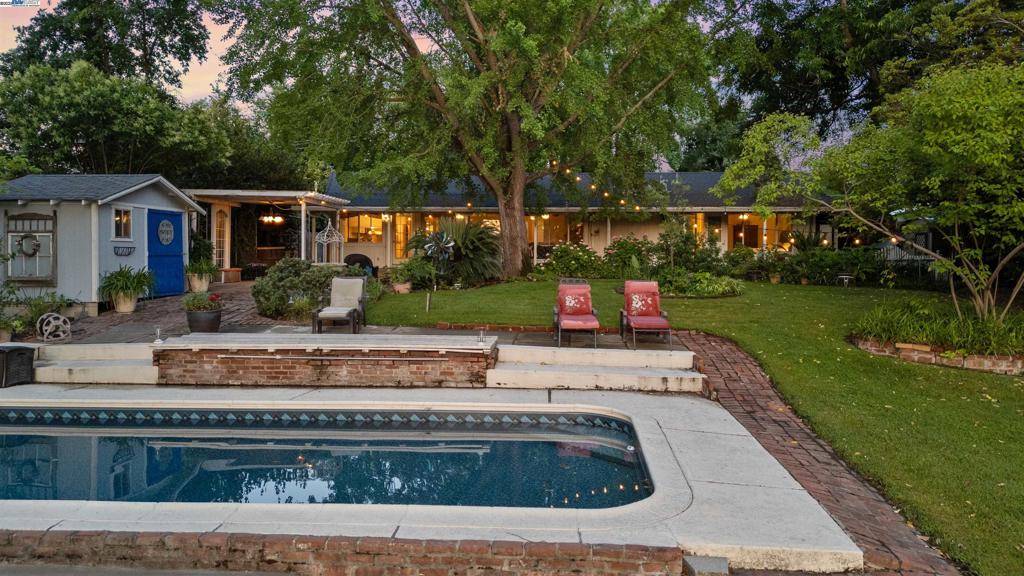 Red Bluff, CA 96080,410 Brearcliffe Dr