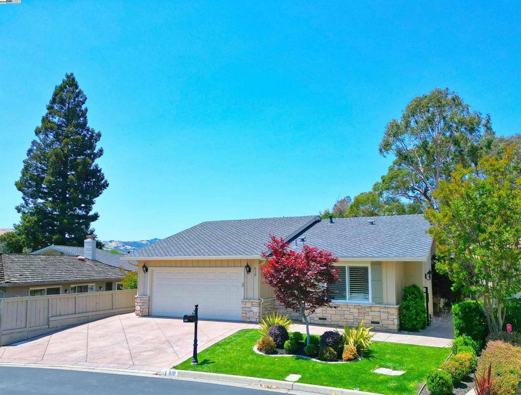 Danville, CA 94526,610 Los Robles Court