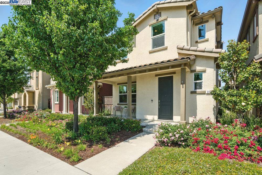 Livermore, CA 94550,218 Stratus Cmn
