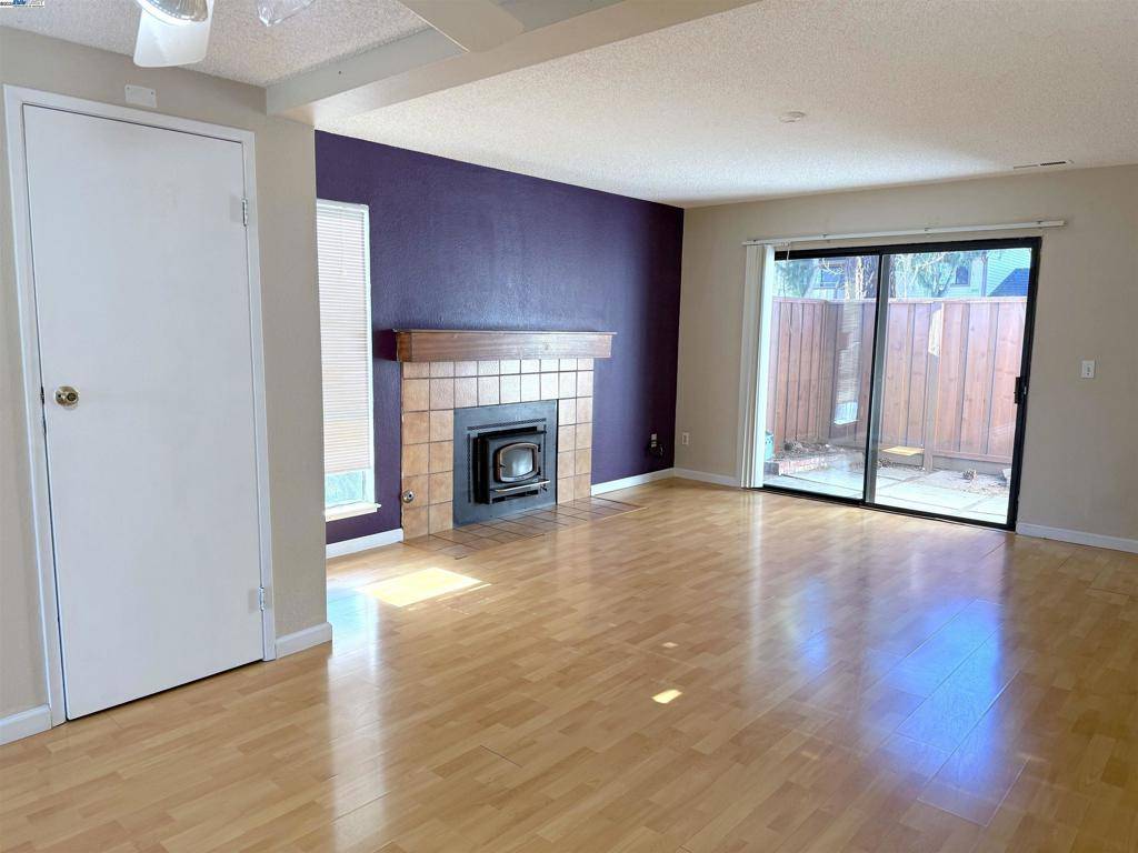 Newark, CA 94560,6100 Joaquin Murieta Ave