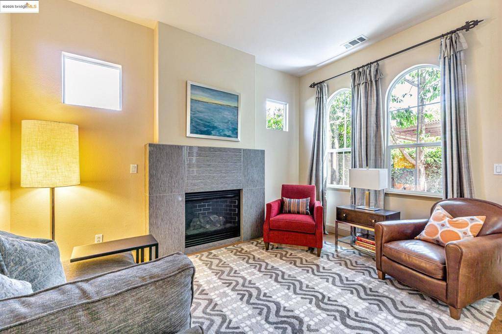 Walnut Creek, CA 94597,548 Gabriel Ct