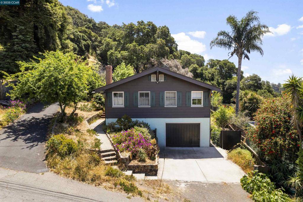 Oakland, CA 94605,4210 Mountain View Ave