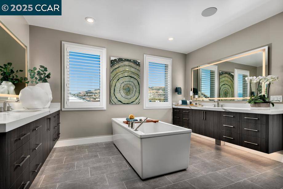 Morgan Hill, CA 95037,18502 Corte Damian
