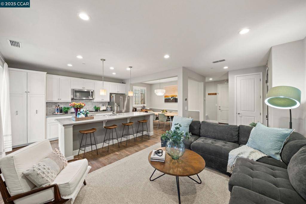 110 Elworthy Ranch Dr Danville, CA 94526
