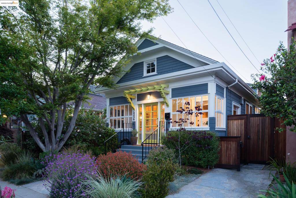 Oakland, CA 94618,5336 Locksley Ave
