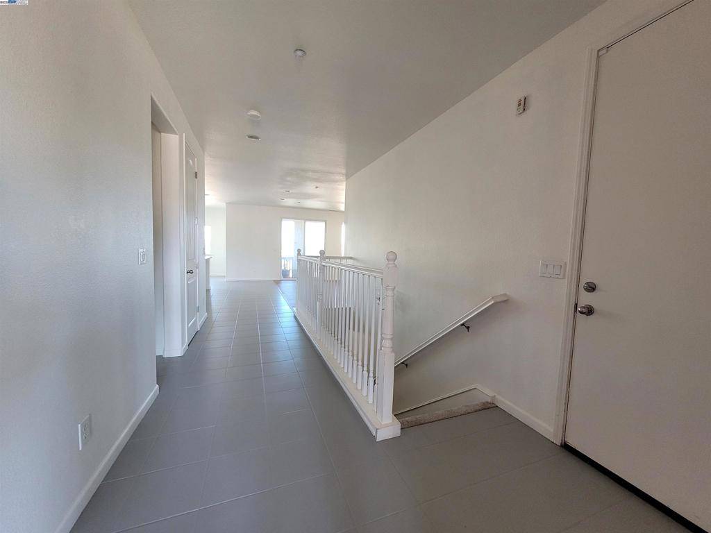 Pittsburg, CA 94565,127 Delta Vista Ln