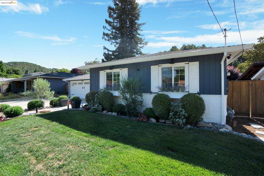 Martinez, CA 94553,4012 Euclid Ave