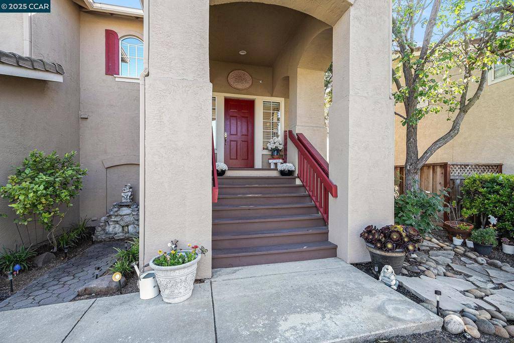 Martinez, CA 94553,321 Oakwood Cir
