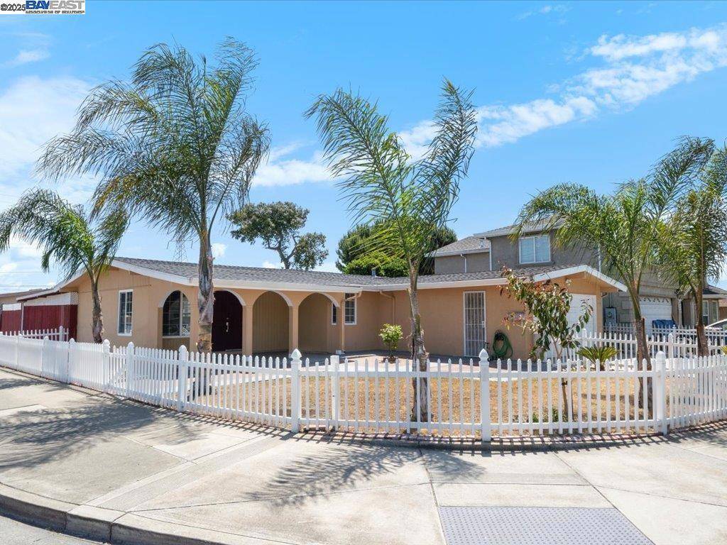 Hayward, CA 94545,2758 Sleepy Hollow Ave