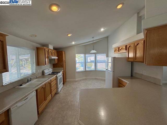 Hayward, CA 94545,27949 Pueblo Serena