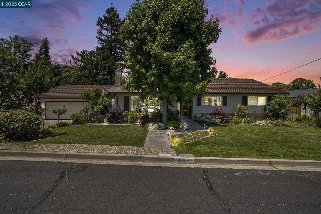 Concord, CA 94518,1181 Ridgewood Dr