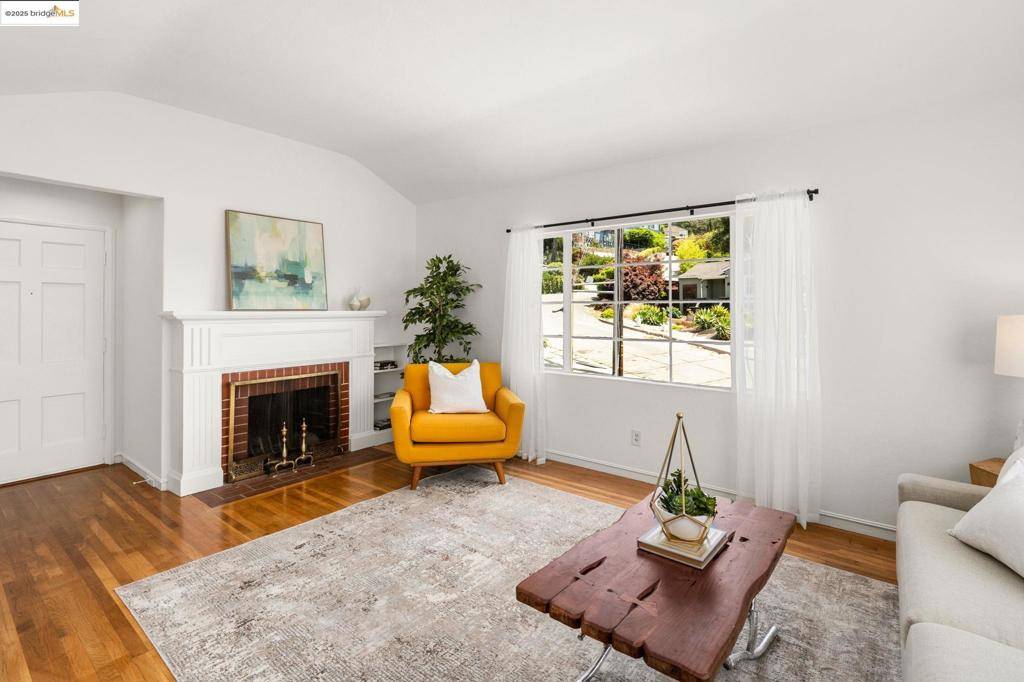 Oakland, CA 94605,4117 Kuhnle Ave
