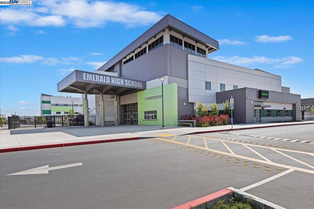 Dublin, CA 94568,4023 Clare St
