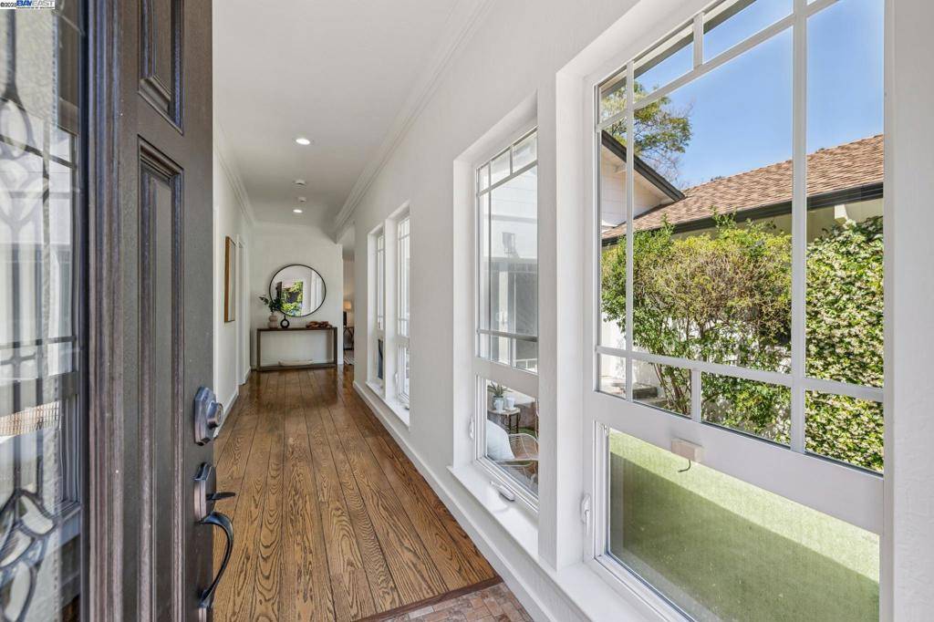 Lafayette, CA 94549,3296 Walnut Ln