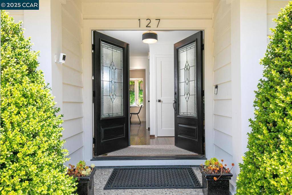 Moraga, CA 94556,127 Brookfield Dr