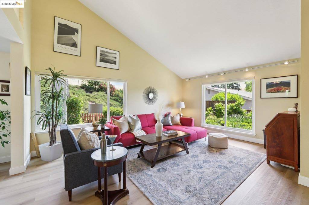 Walnut Creek, CA 94596,2353 Benham Ct