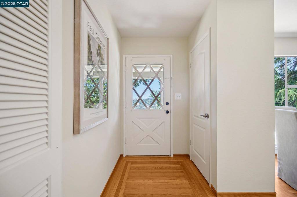 Orinda, CA 94563,6 Lucille Way