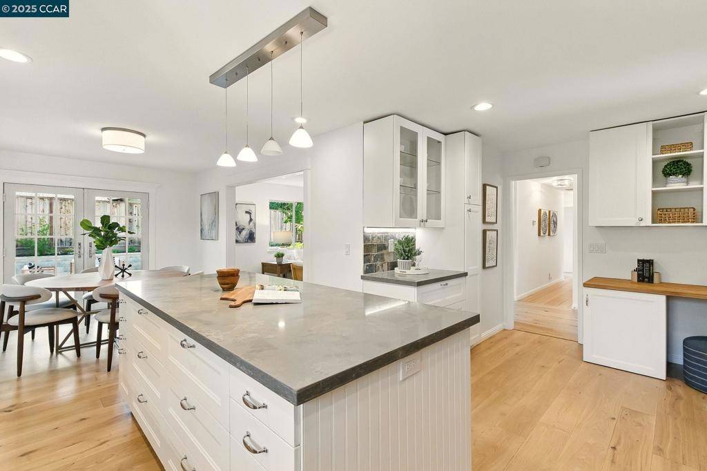 Moraga, CA 94556,40 Wandel Dr