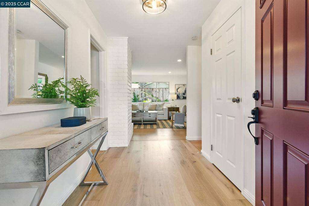 Moraga, CA 94556,40 Wandel Dr