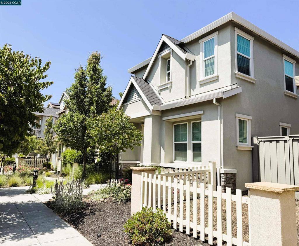 Martinez, CA 94553,221 Southpark Ct