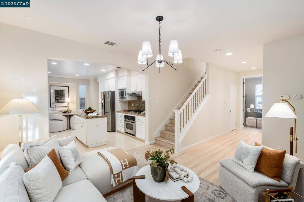 San Ramon, CA 94582,2258 S Donovan Way