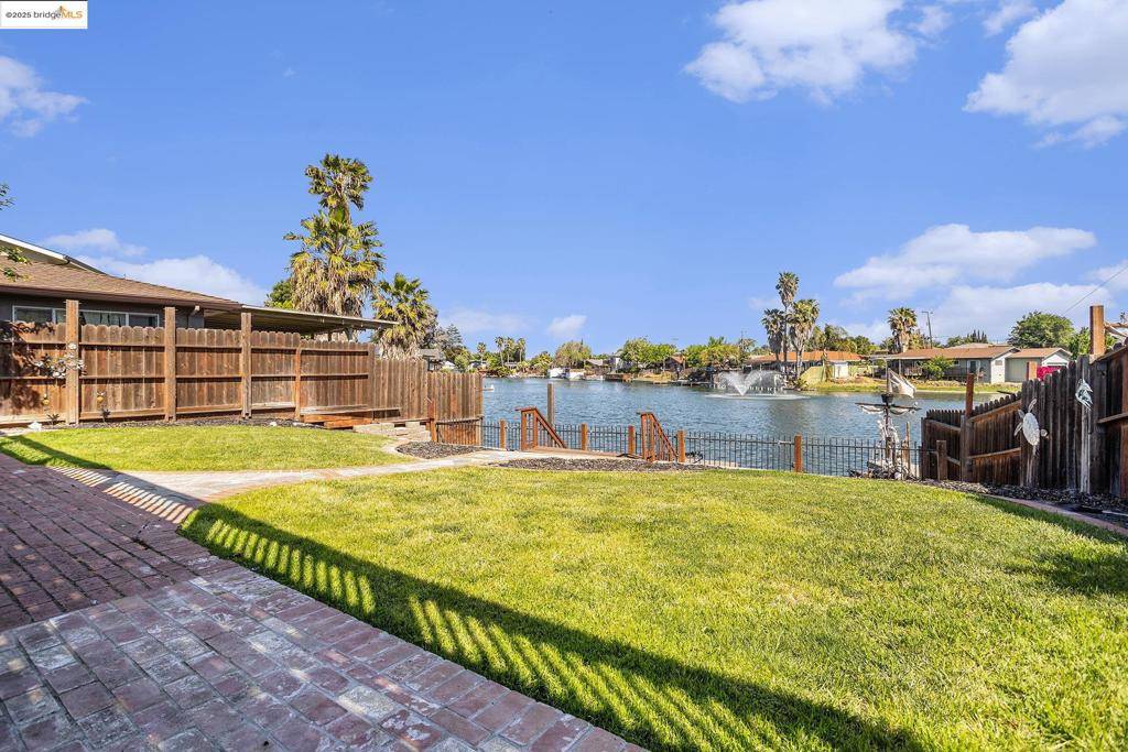 Antioch, CA 94509,117 S Lake Dr