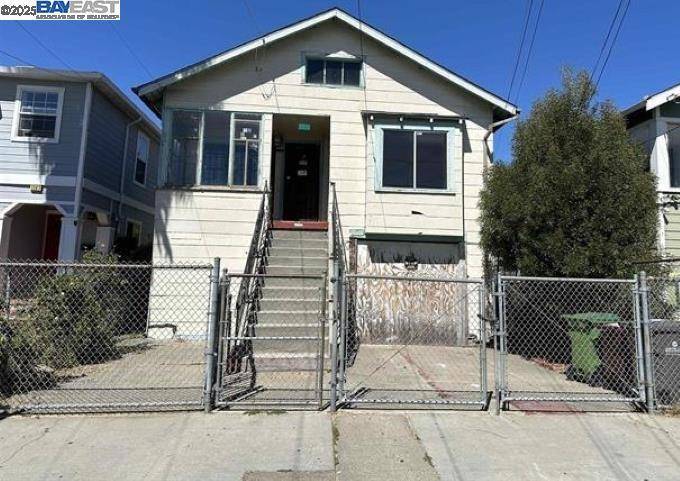 Oakland, CA 94601,1711 40Th Ave