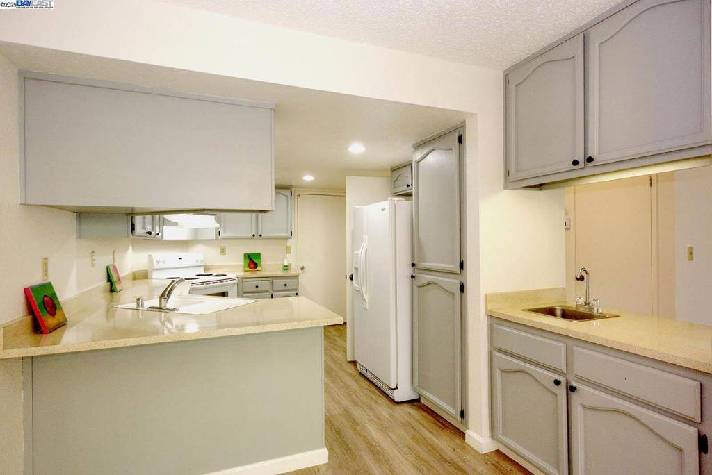 Pleasanton, CA 94566,2910 Liberty Dr