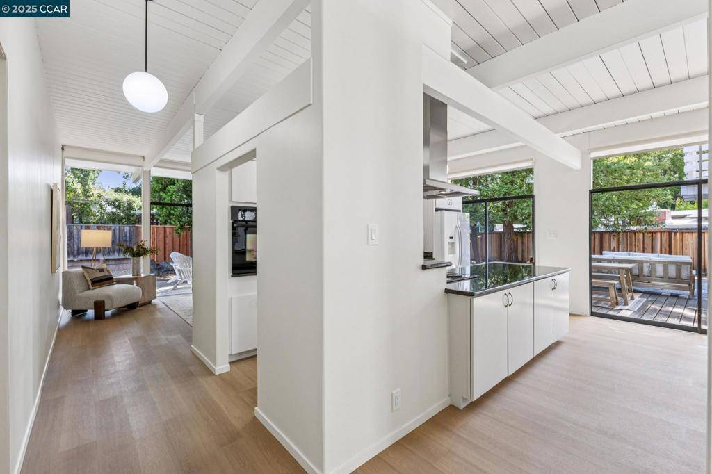 Walnut Creek, CA 94598,243 Santa Fe Dr