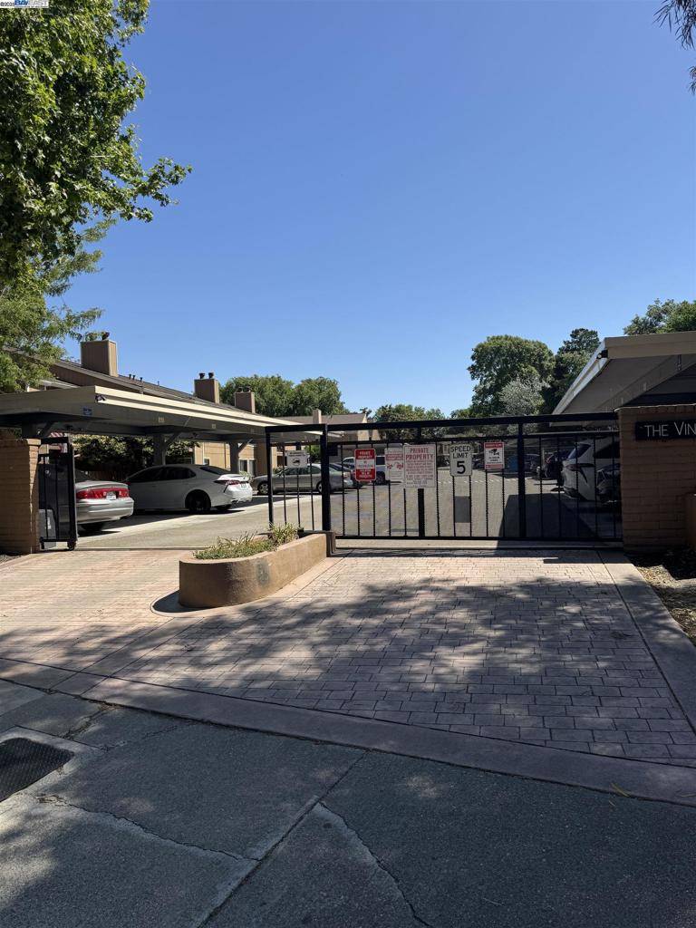 San Ramon, CA 94583-4041,9005 Alcosta Blvd. #199