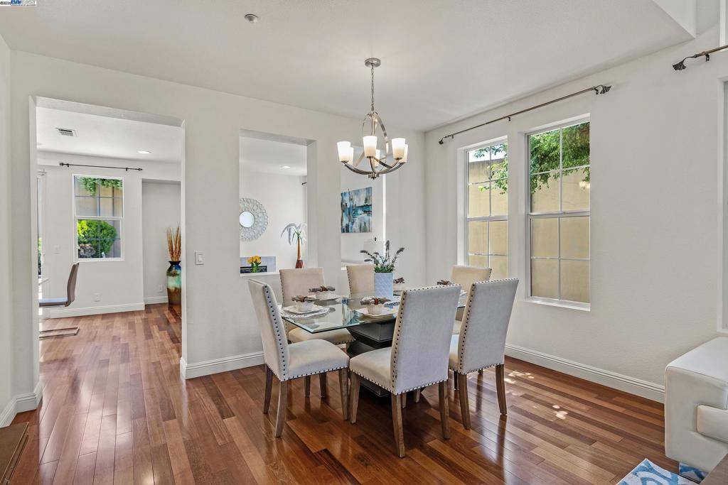 Union City, CA 94587,34906 Herringbone Ct